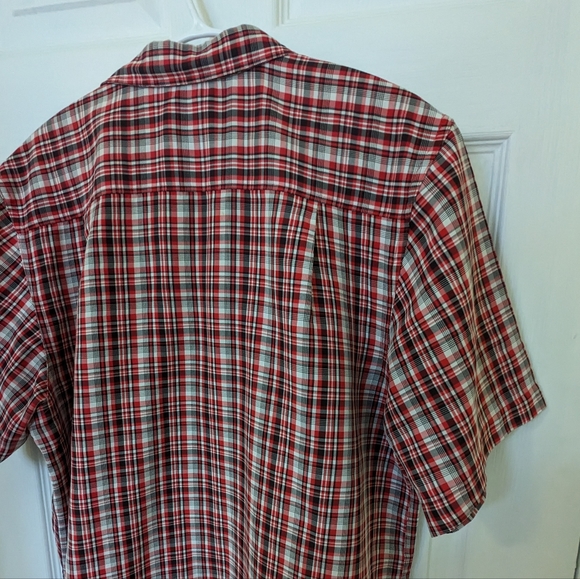 THE NORTH FACE - Short Sleeve Button Down - Picture 9 of 9